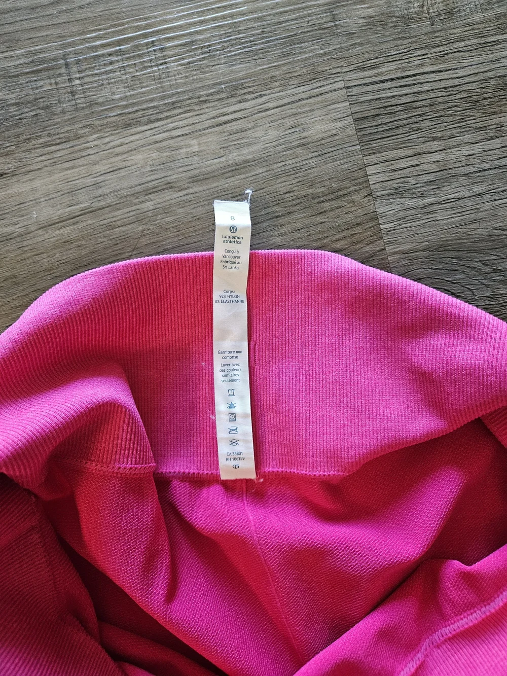 Lululemon‎ Seamlessly Street Crop Hot Pink / Jewelled Magenta Leggings